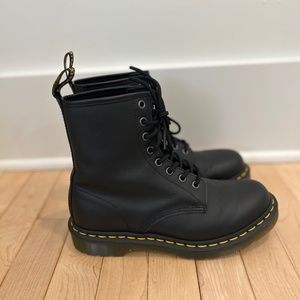 Dr. Martens 1460 Smooth Boots Size 8